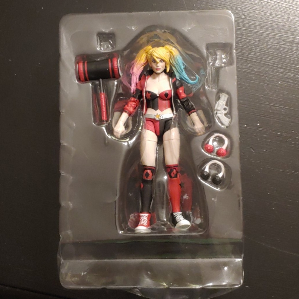 Harey Quinn action figure